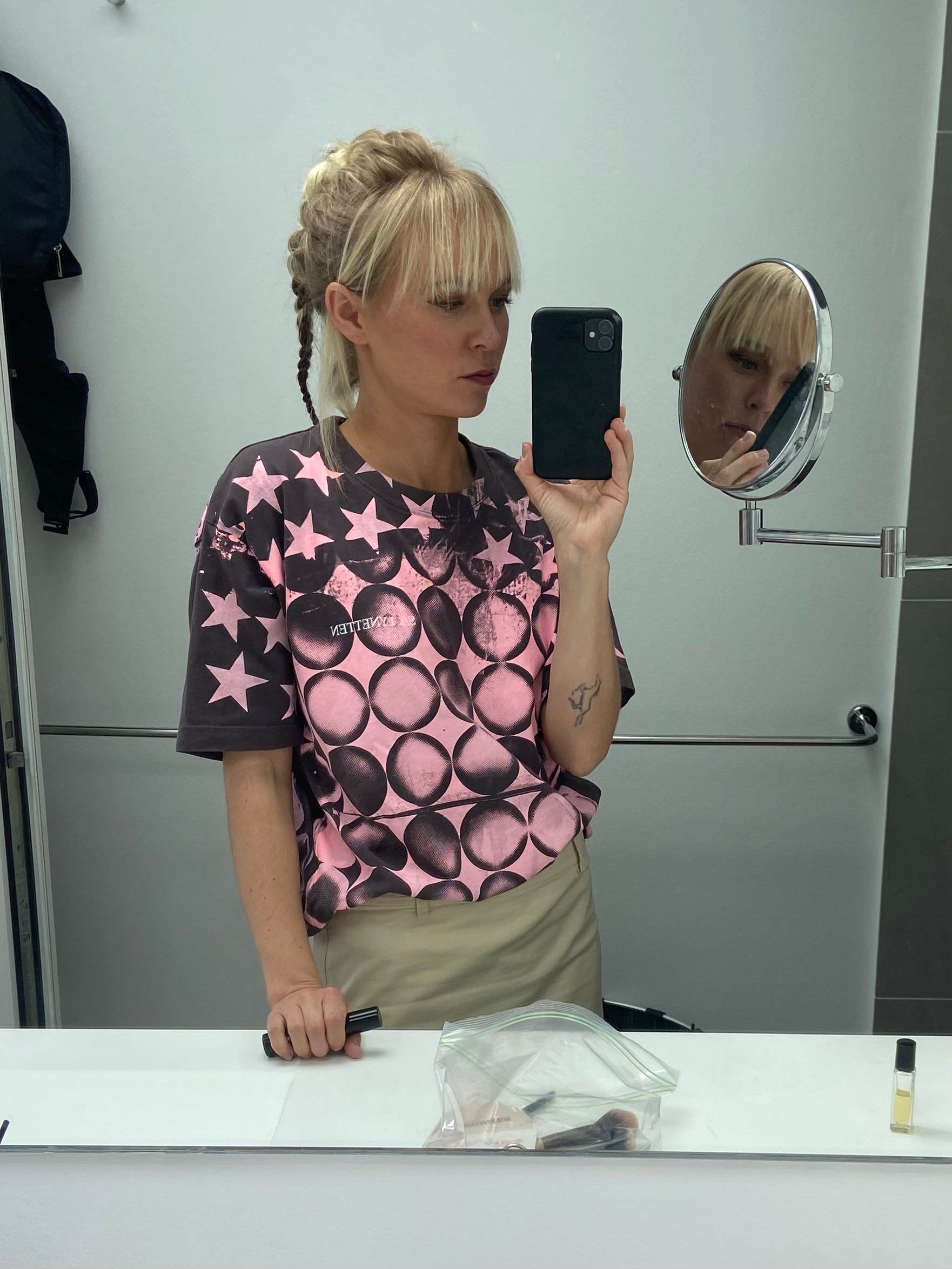 HOLE IN ONE TSHIRT (UPCYCLED)